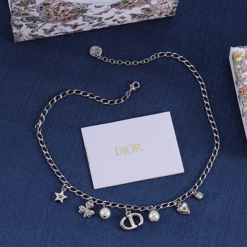 Dior Necklace 06lyr590